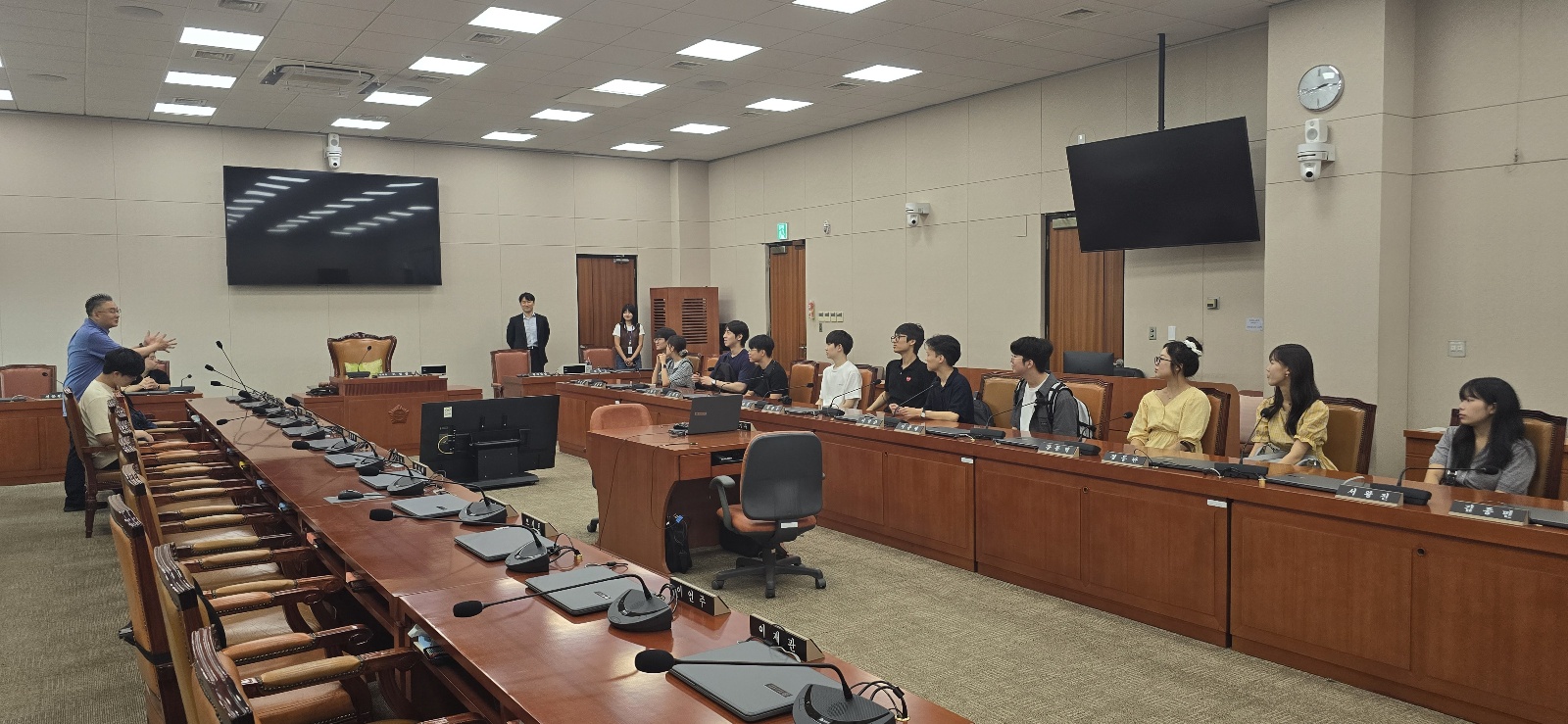 국회_02.jpg 첨부 이미지