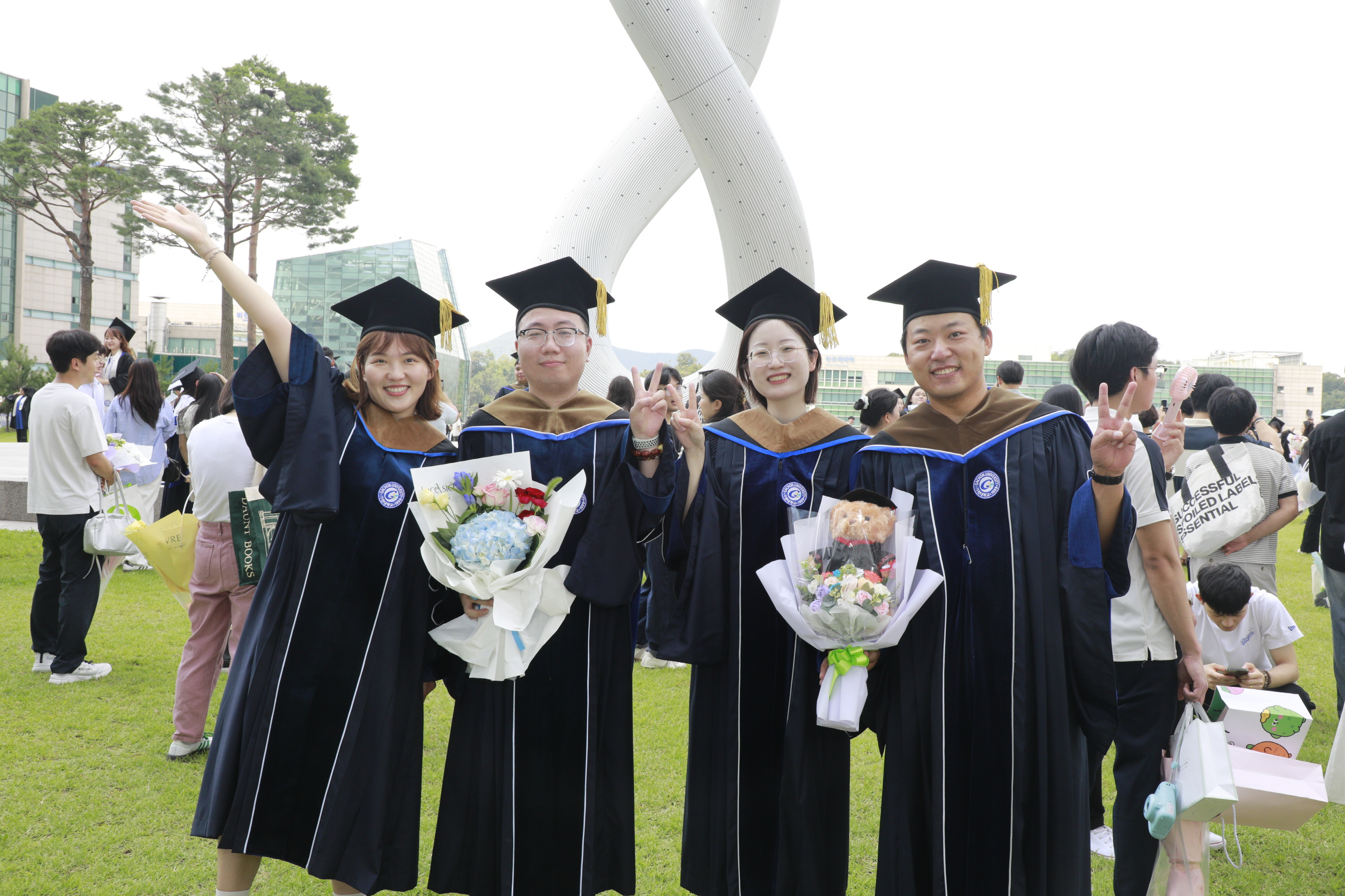 0250821_학위수여식 (523).JPG 첨부 이미지